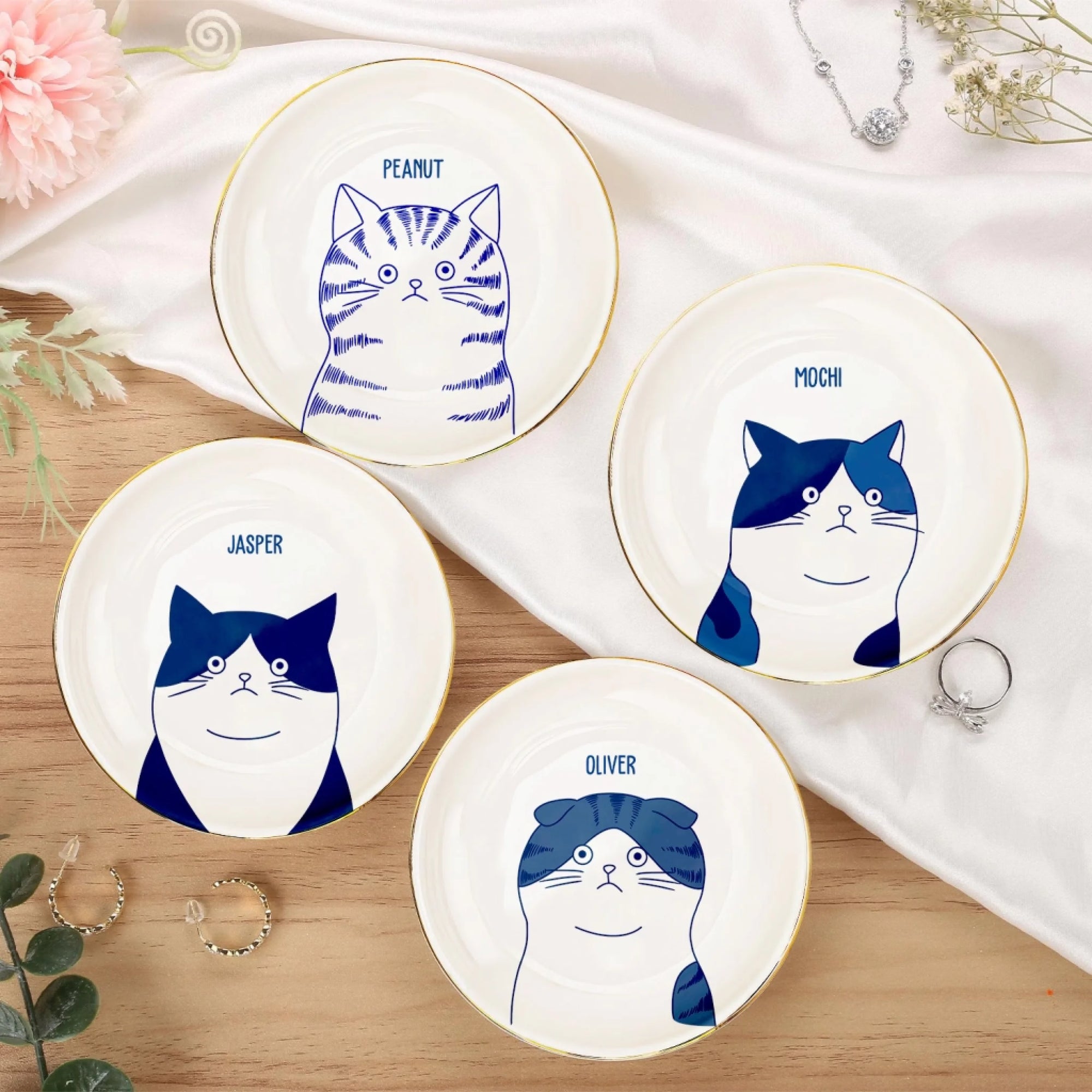 Medium Cat Japanese Mino - Personalized Jewelry Dish Full Printed, Gift For Cat Lovers
